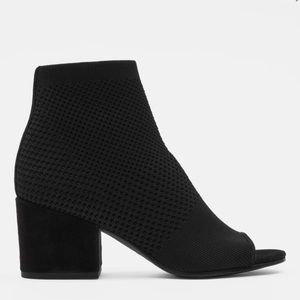 Brand New, Eileen Fisher, Black Bootie size 8
